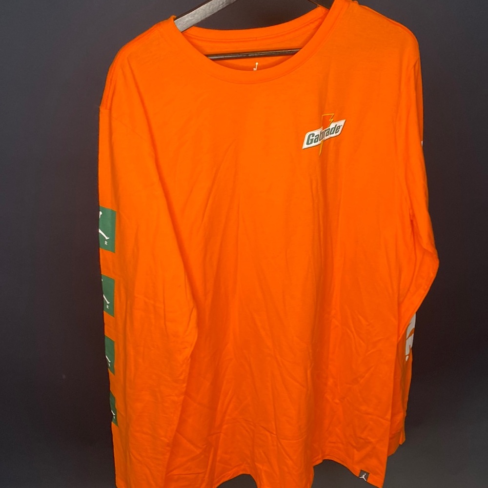 Jump man Gatorade Shirt